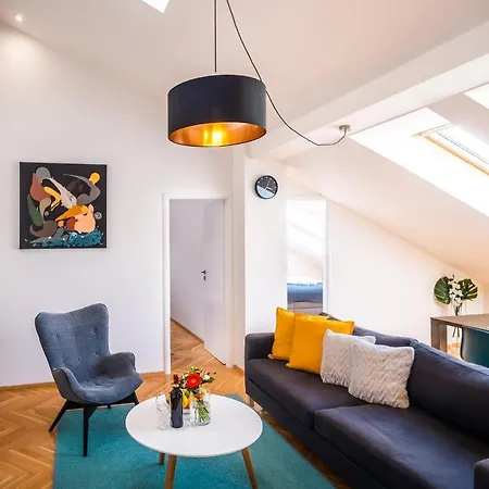 Luxurious Woodrow Wilson In Centre Apartman *