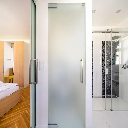 Luxurious Woodrow Wilson In Centre Apartman *
