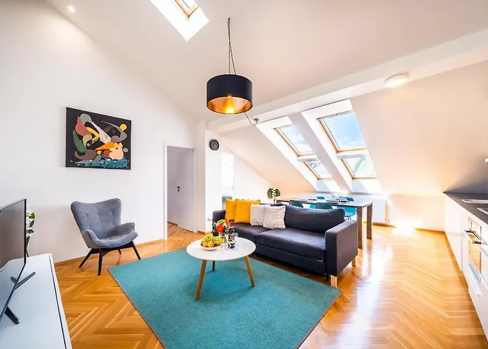 Luxurious Woodrow Wilson In Centre *